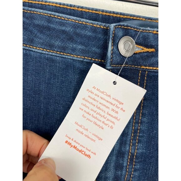 ModCloth The Grier Wide Leg Flare Jeans Ultra High Rise Dark Blue Wash plus 26 - Picture 4 of 12